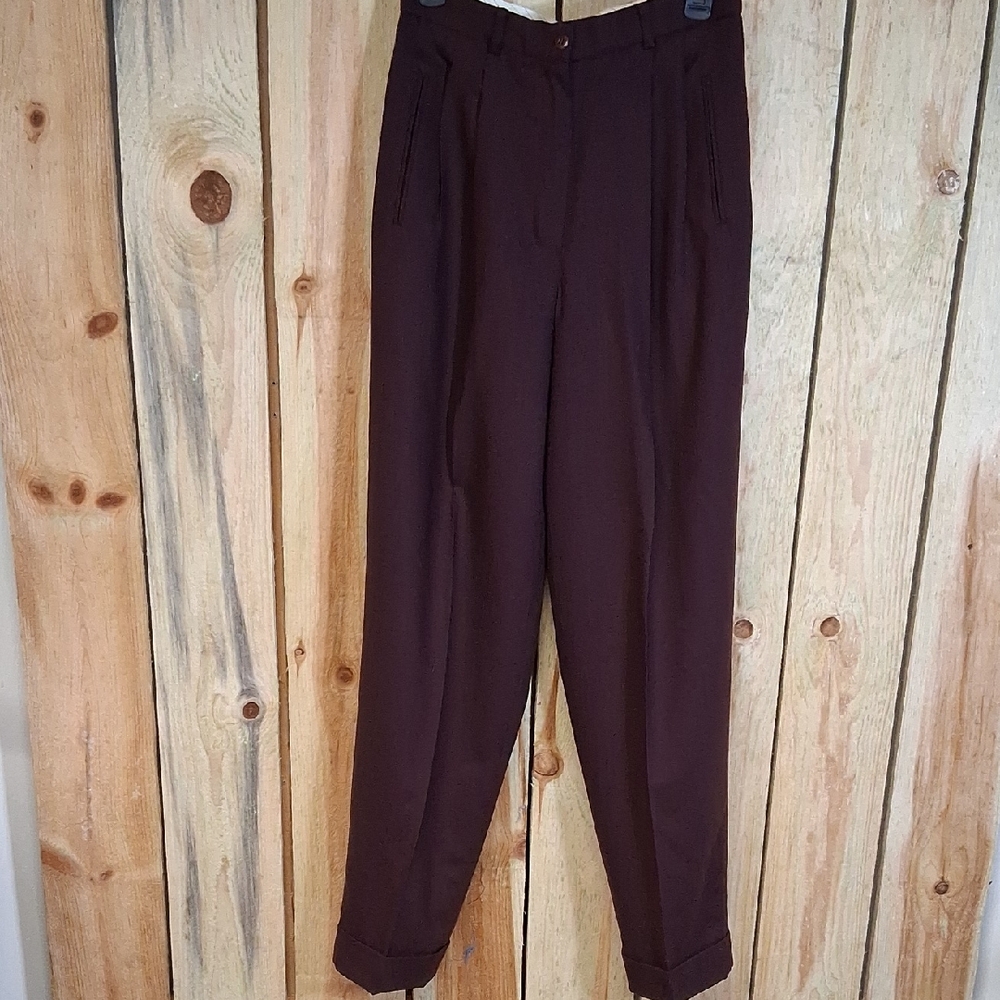 Women's High-Waist Tapered Trousers in Deep Burgundy